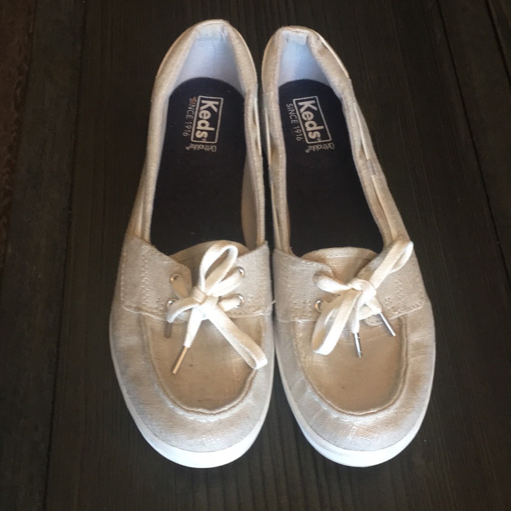Size 9.5 Keds Ortholite boat shoes